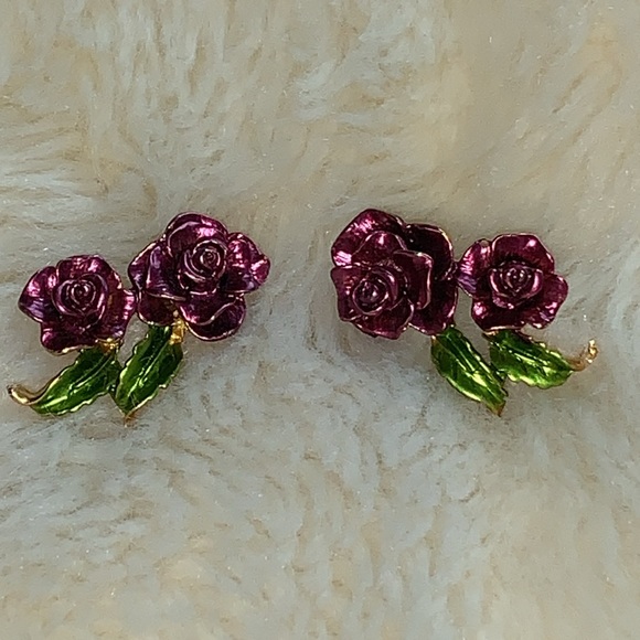 Purple pink Rose earrings pierced - Picture 4 of 6